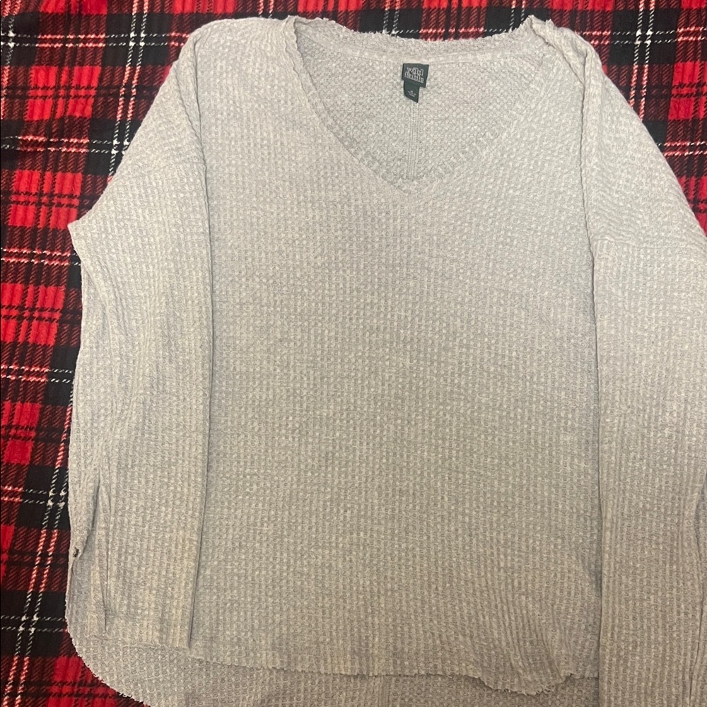 Wild Fable Light Gray V-Neck Sweater